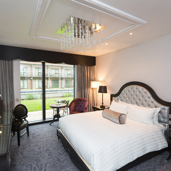 Hilton London Syon Park Queen Guest Room